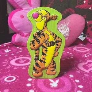 Disney Vintage 90’s Winnie The Pooh’s Tigger Tin Storage Box